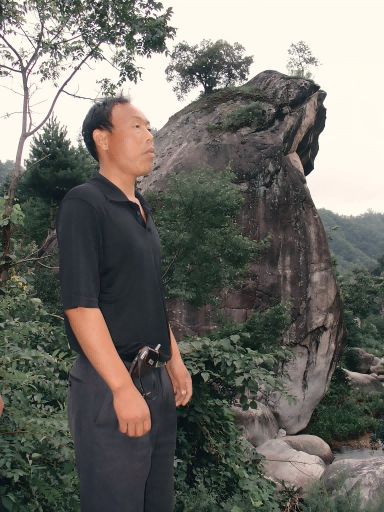 同去的朋友也想与青蛙合影 好 也来一张DSC00899_1789(1).png