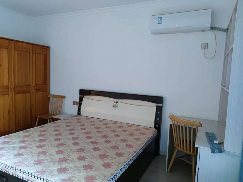 牡丹广场二室一厅精装修房屋出租