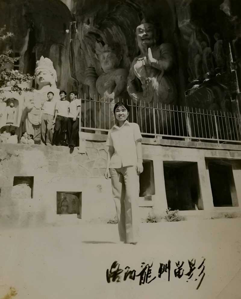 1970年代，龙门石窟